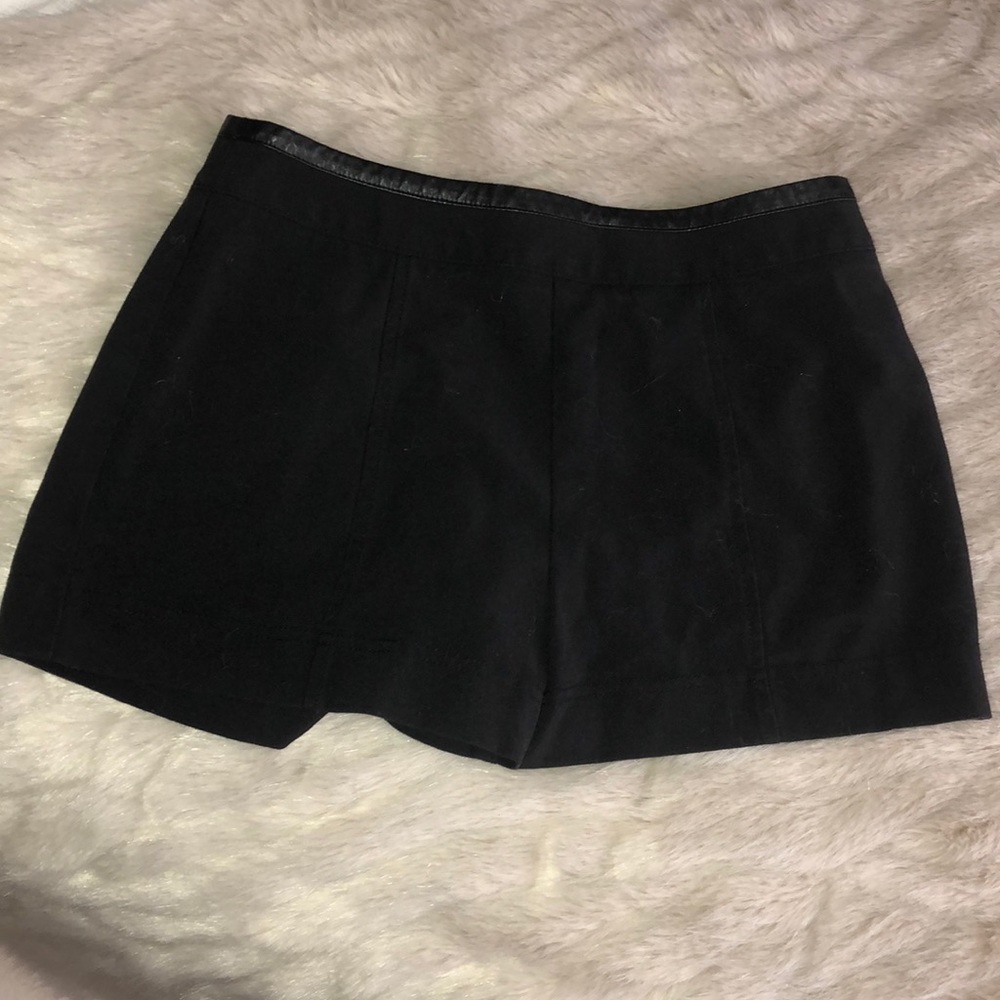 Black Forever 21 shorts; size small